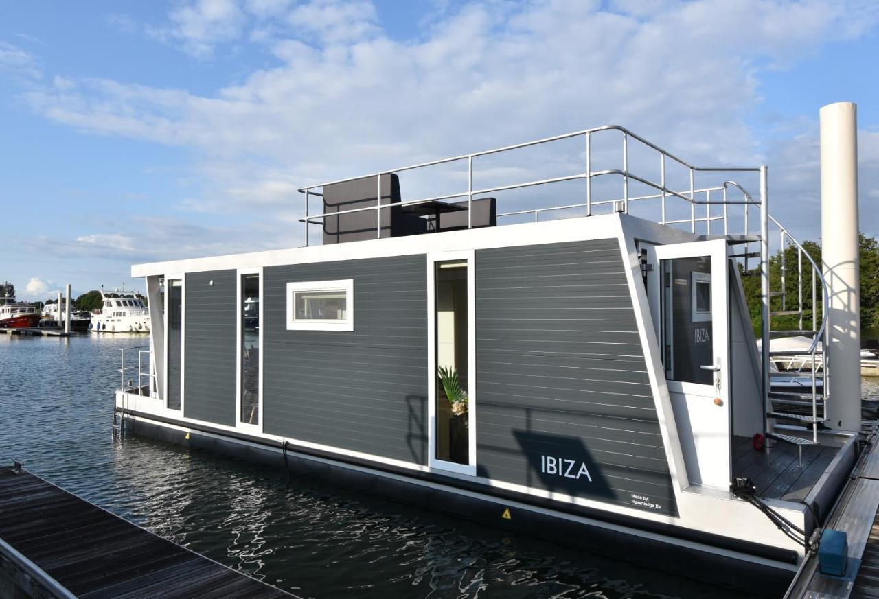 マーストリヒト Tiny Floating House Ibizaヴィラ エクステリア 写真