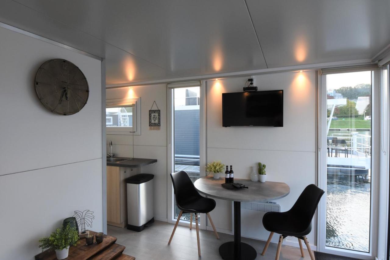 マーストリヒト Tiny Floating House Ibizaヴィラ エクステリア 写真